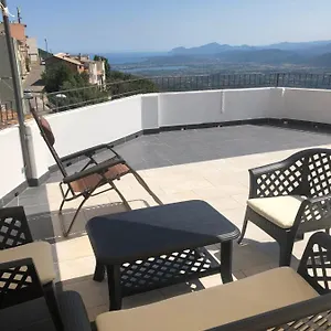  Couette-café Serraenna Bedrooms